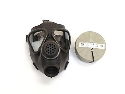 German M-65 Gas Mask W/ Filter